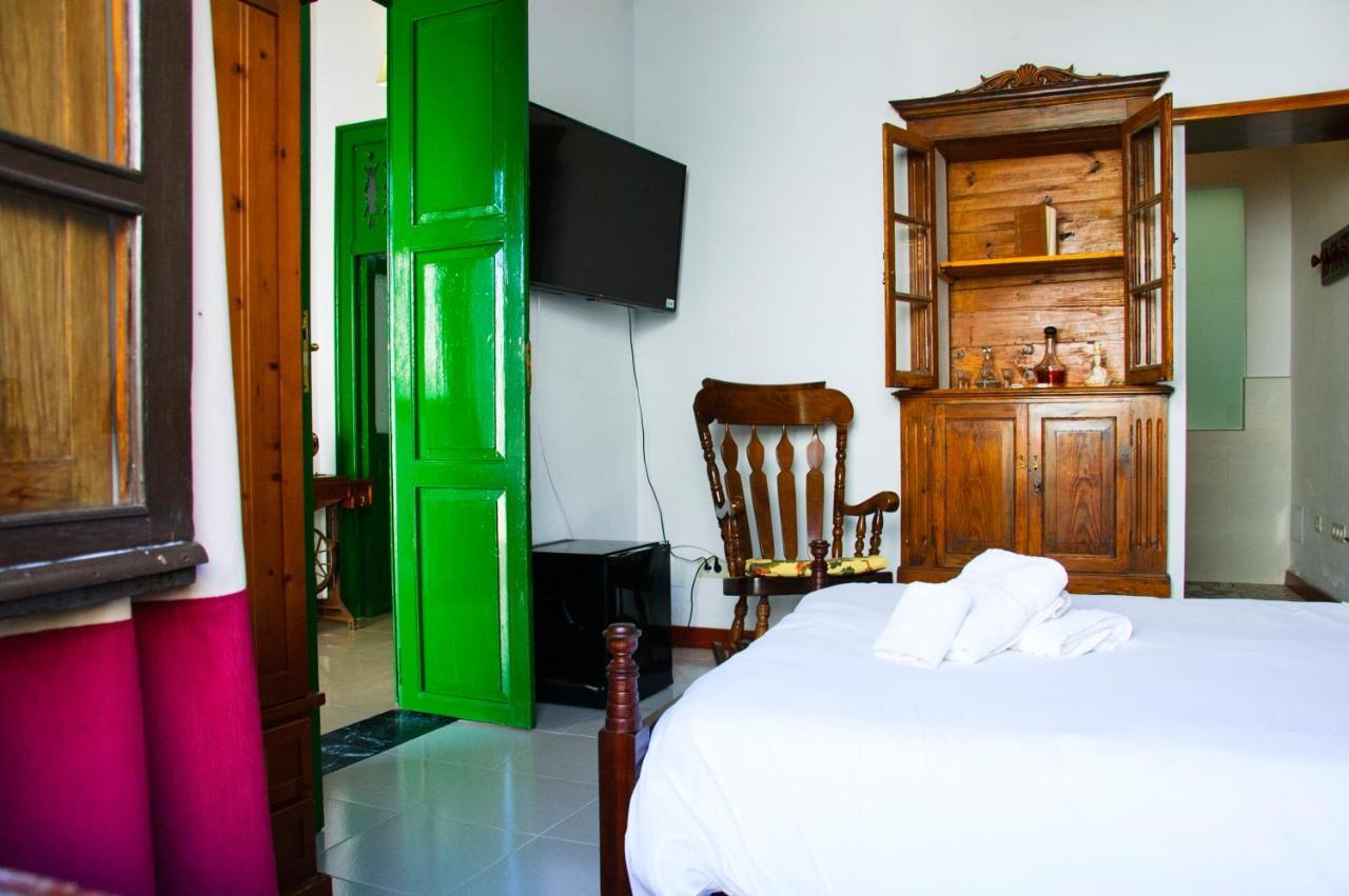Casa Abuela Elena Hotel อาริอา ภายนอก รูปภาพ